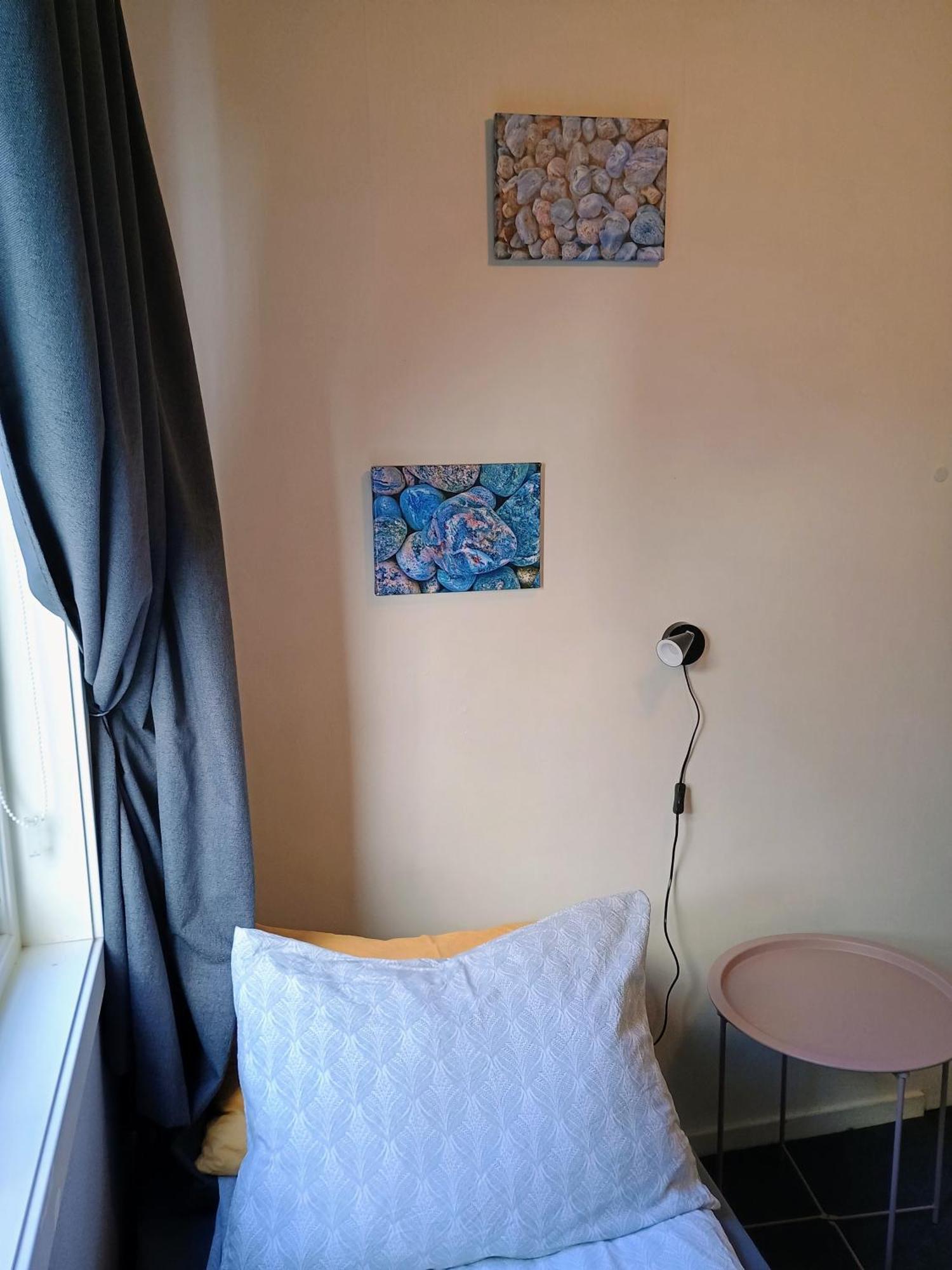 Chambre Simple avec Salle de Bains Commune