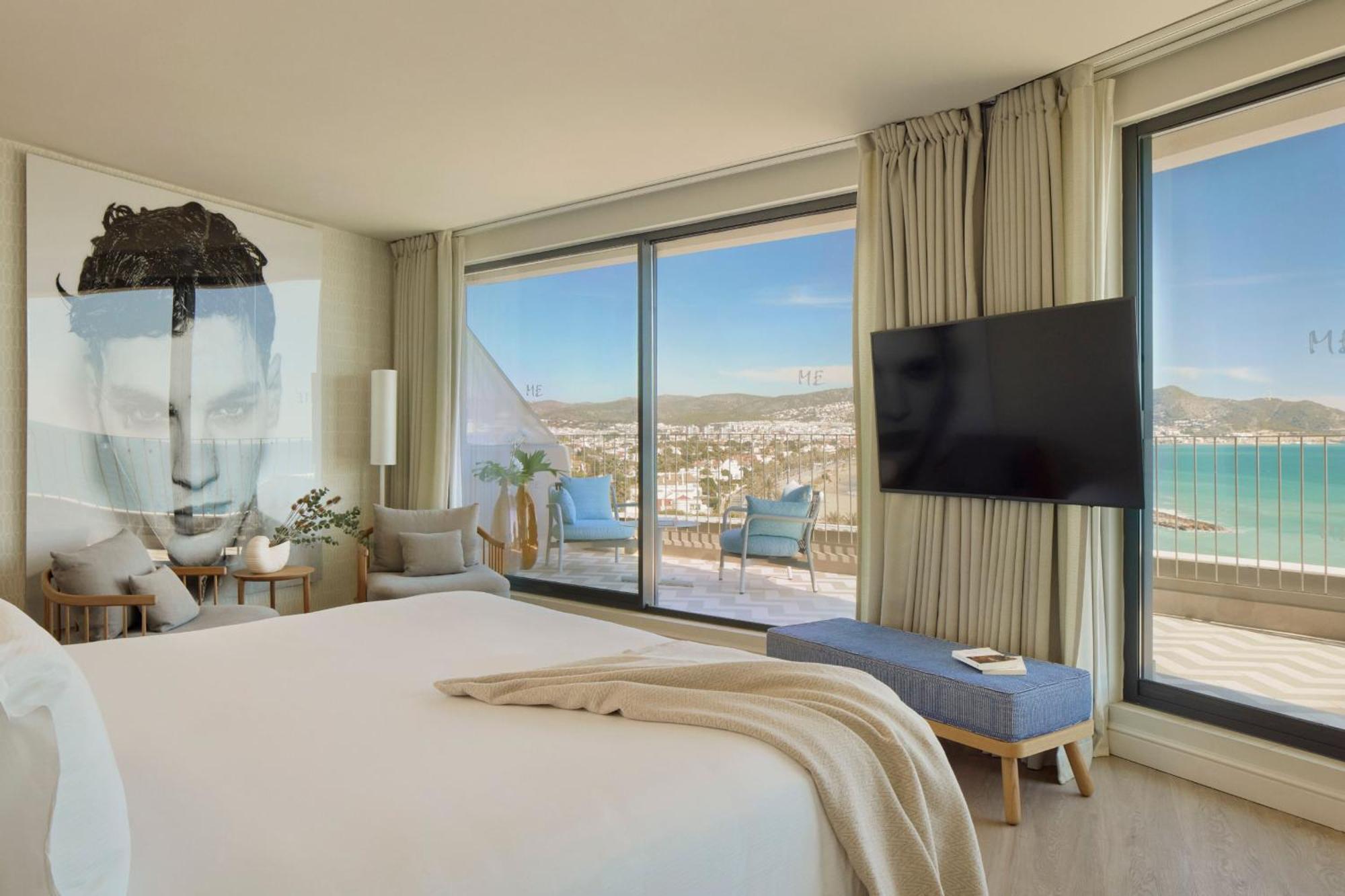 Habitación Beyond ME y Suite con vistas al mar y a la ciudad