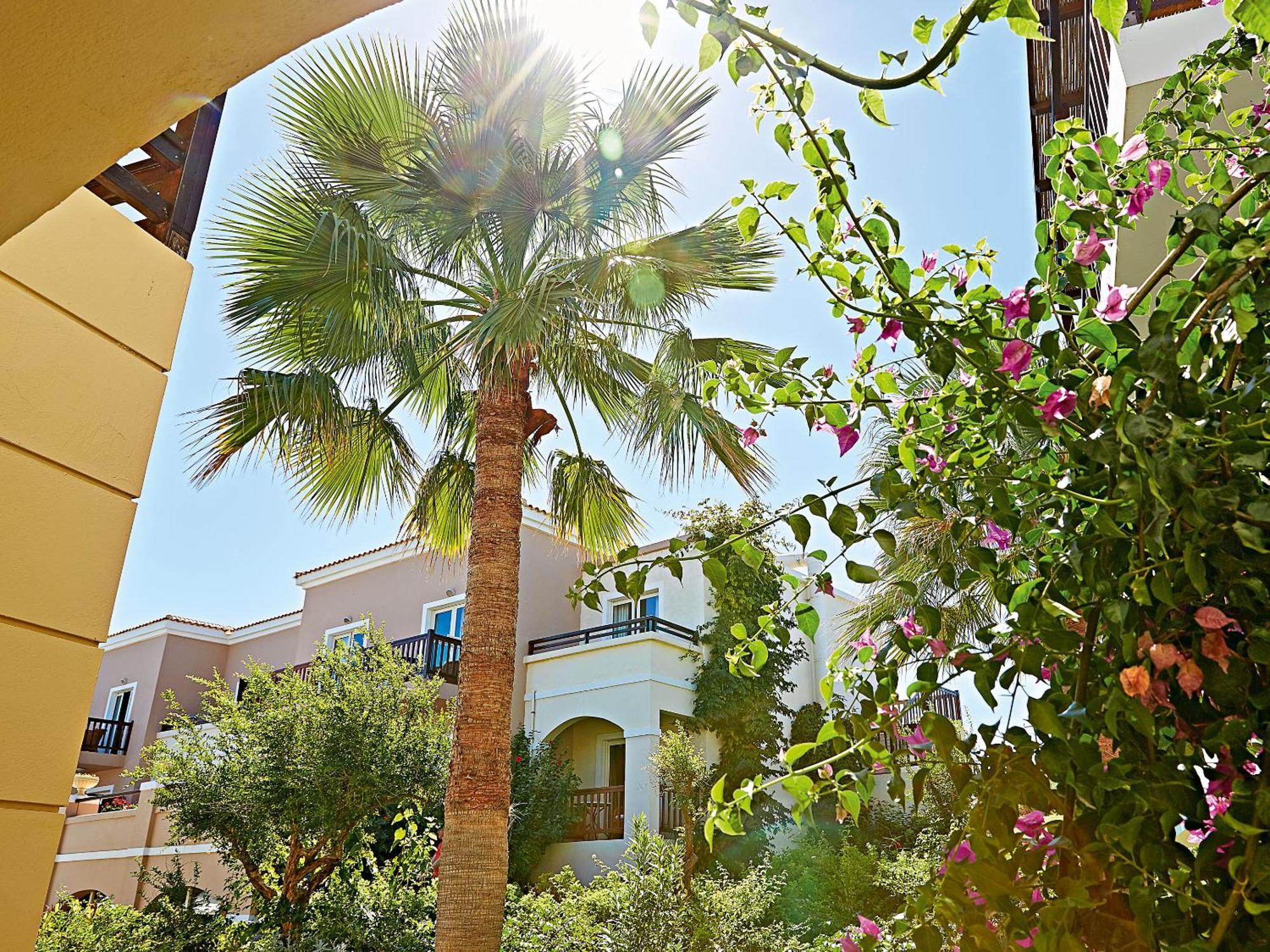 Grand Familiensuite Casa Marina - seitlicher Meerblick/Poolblick