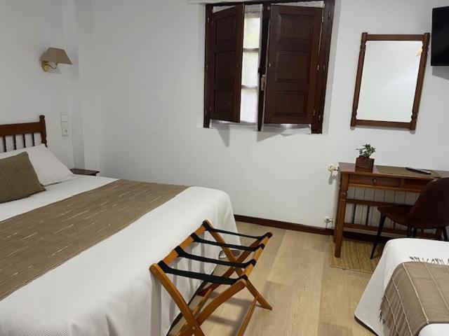 Habitación Doble Deluxe (2 adultos + 1 niño)