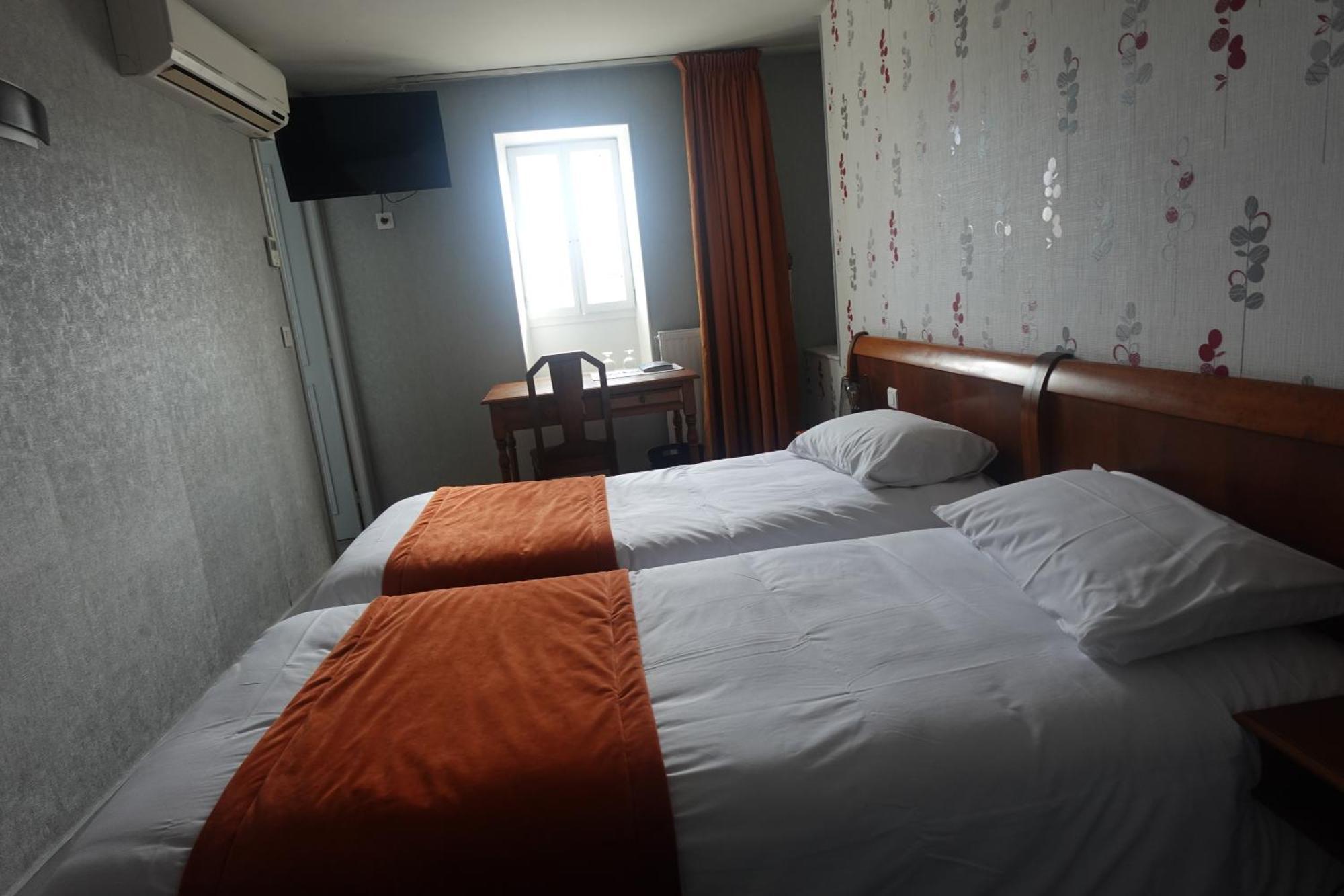 Chambre Lits Jumeaux - Côté Rue