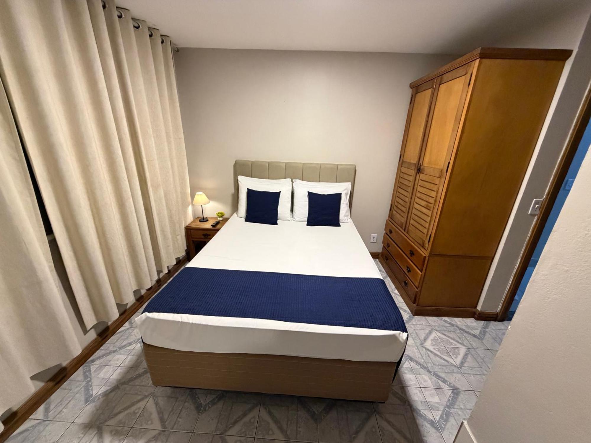 Quarto Duplo