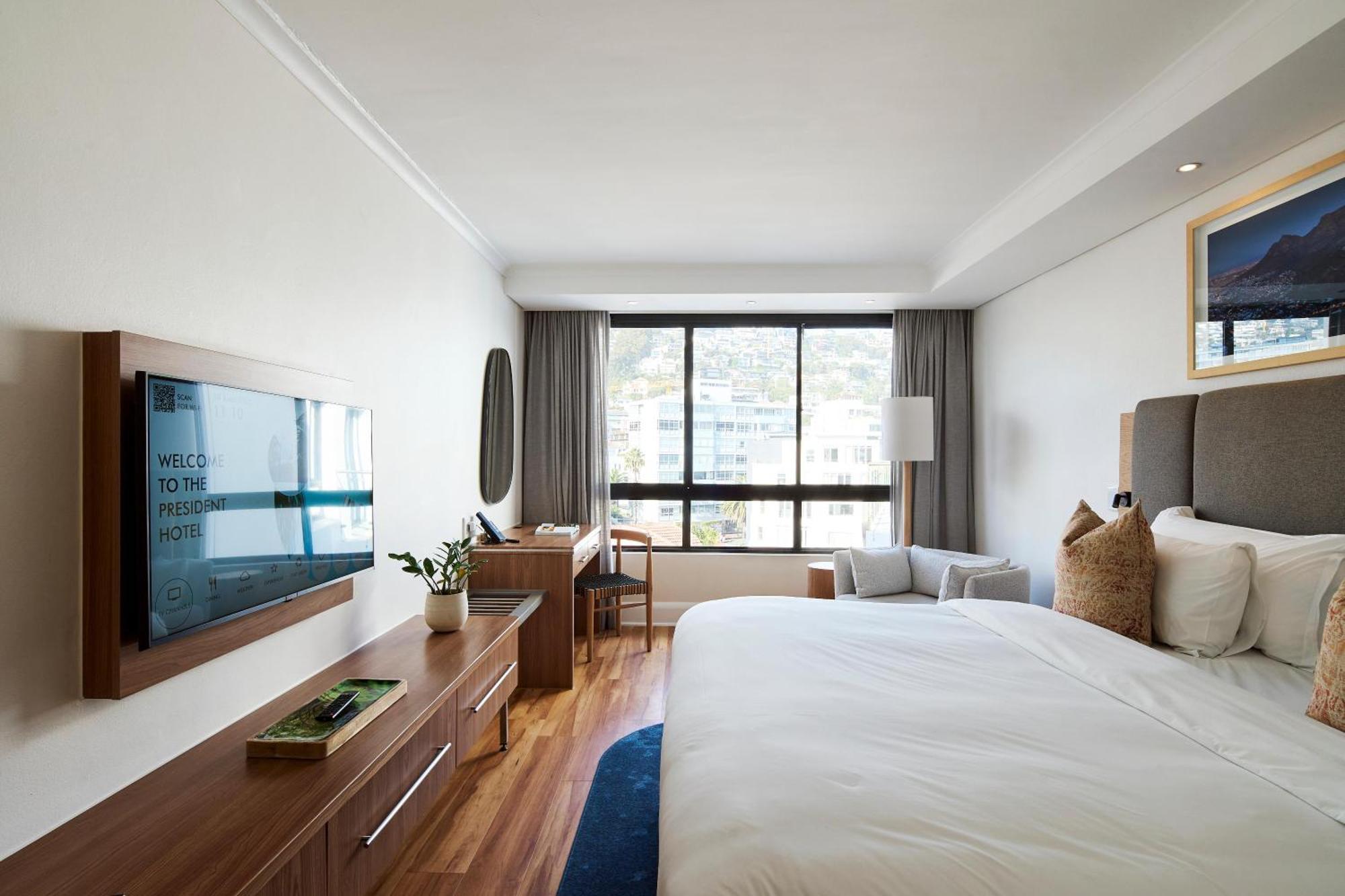 Classic Double Room with Mountain View
