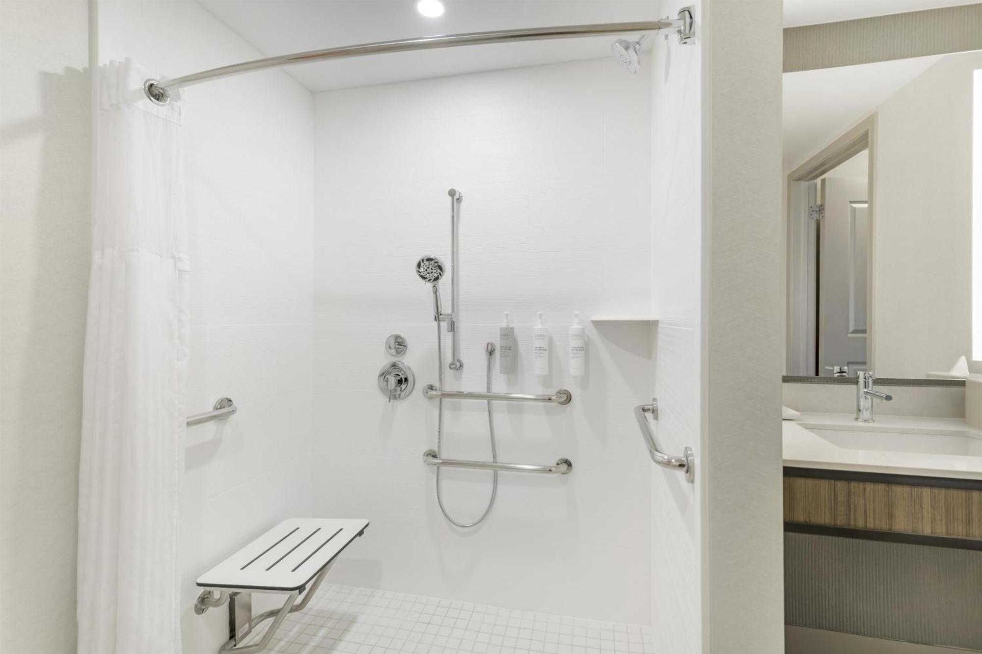 Queen Room with Two Queen Beds - Mobility and Hearing Access