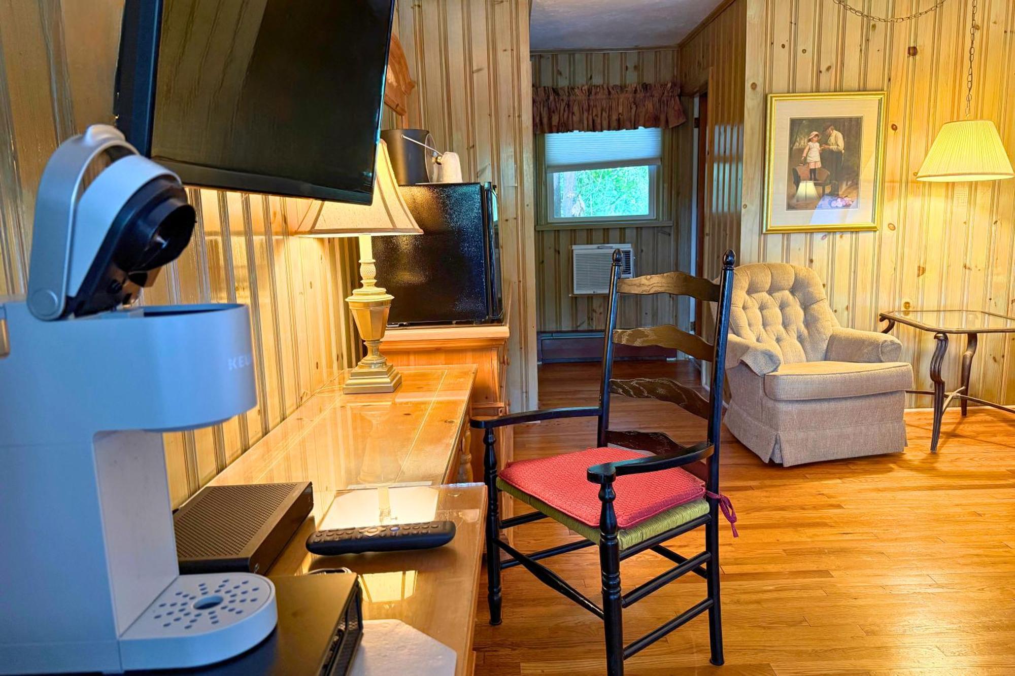 Standard King Room