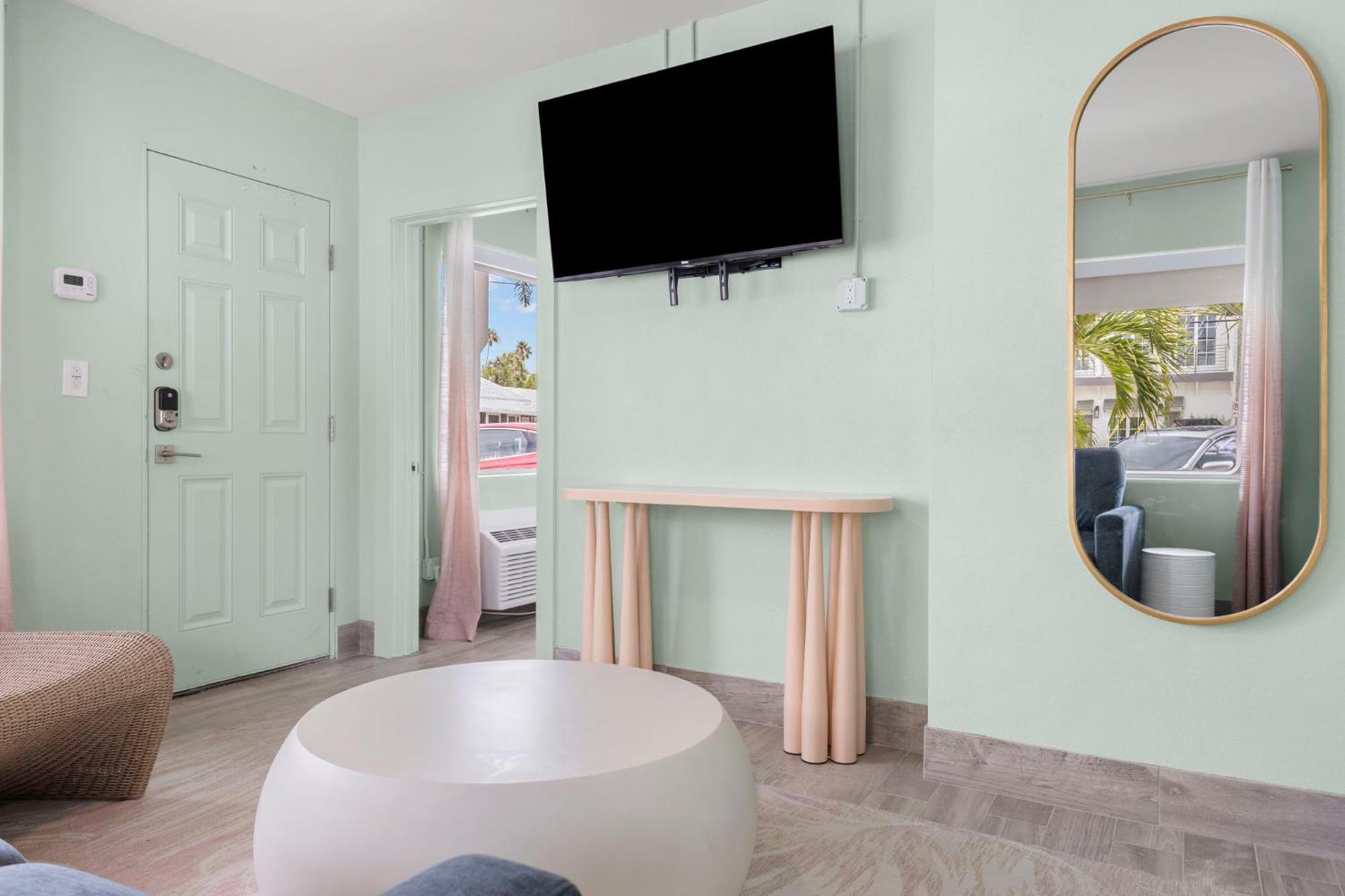 One-Bedroom Suite