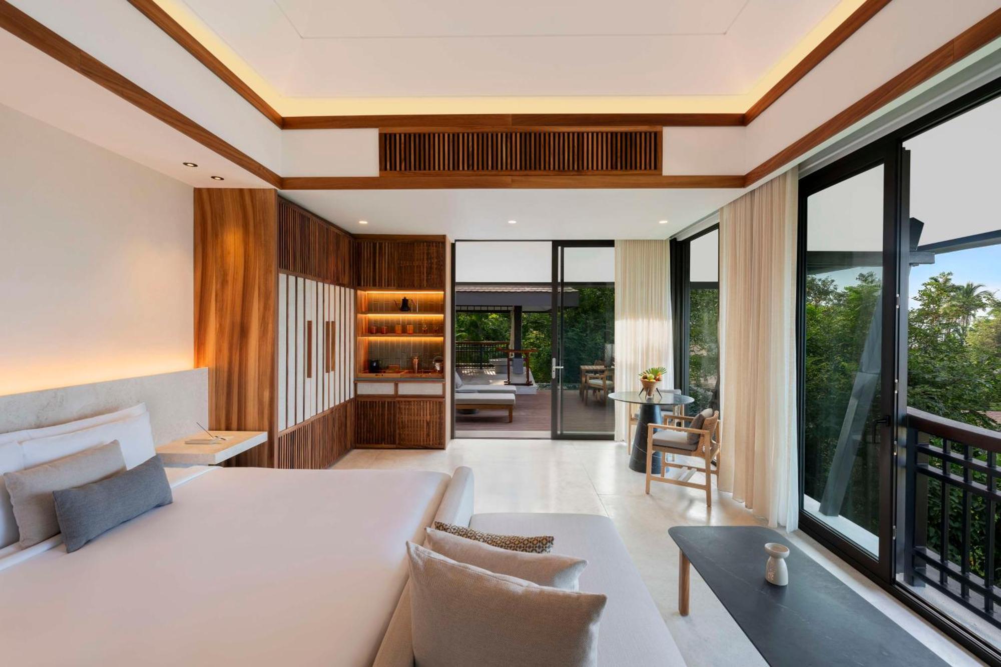 Hillside Pool Villa - King