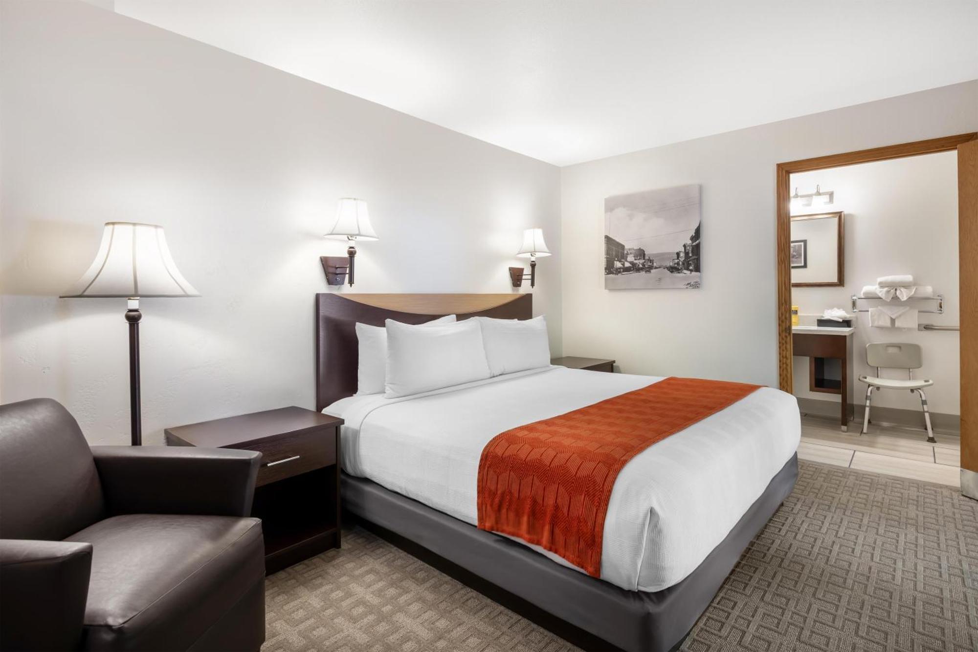 King Room with Bath Tub - Disability Access/Non-Smoking
