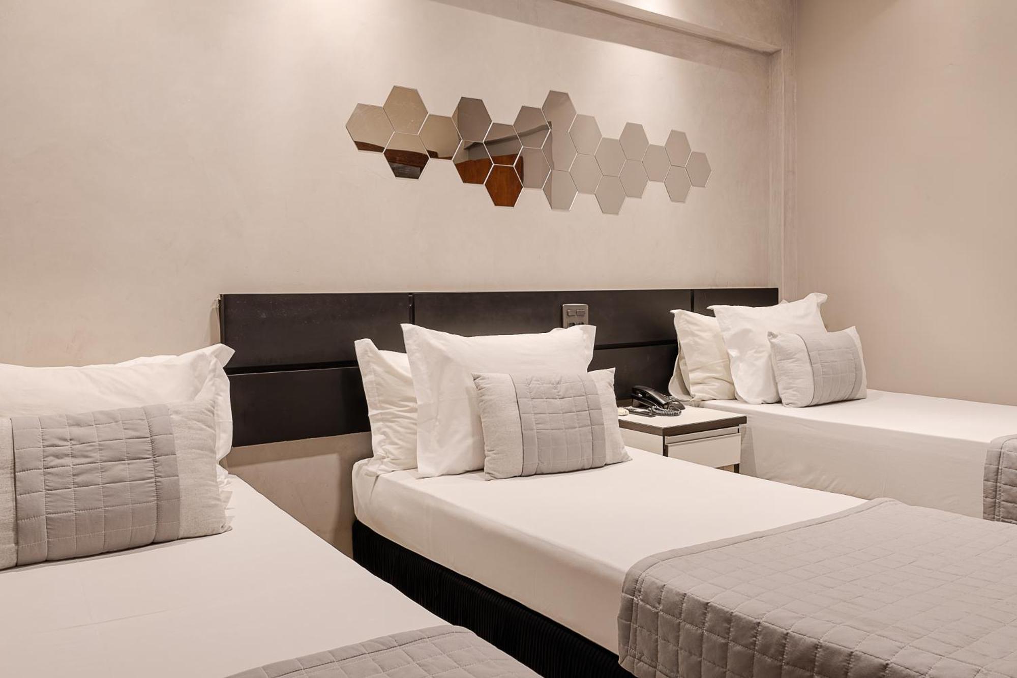 Quarto Triplo Standard