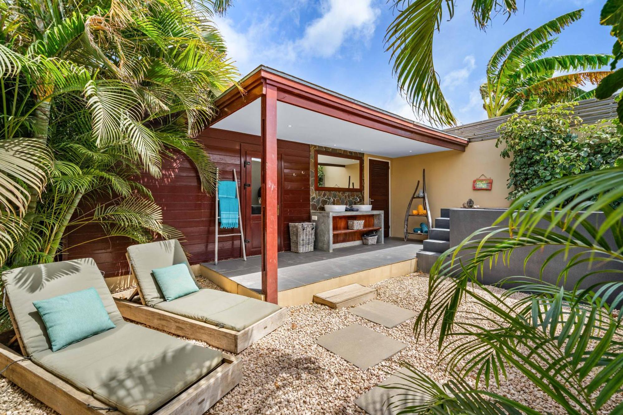 Superior Cottage