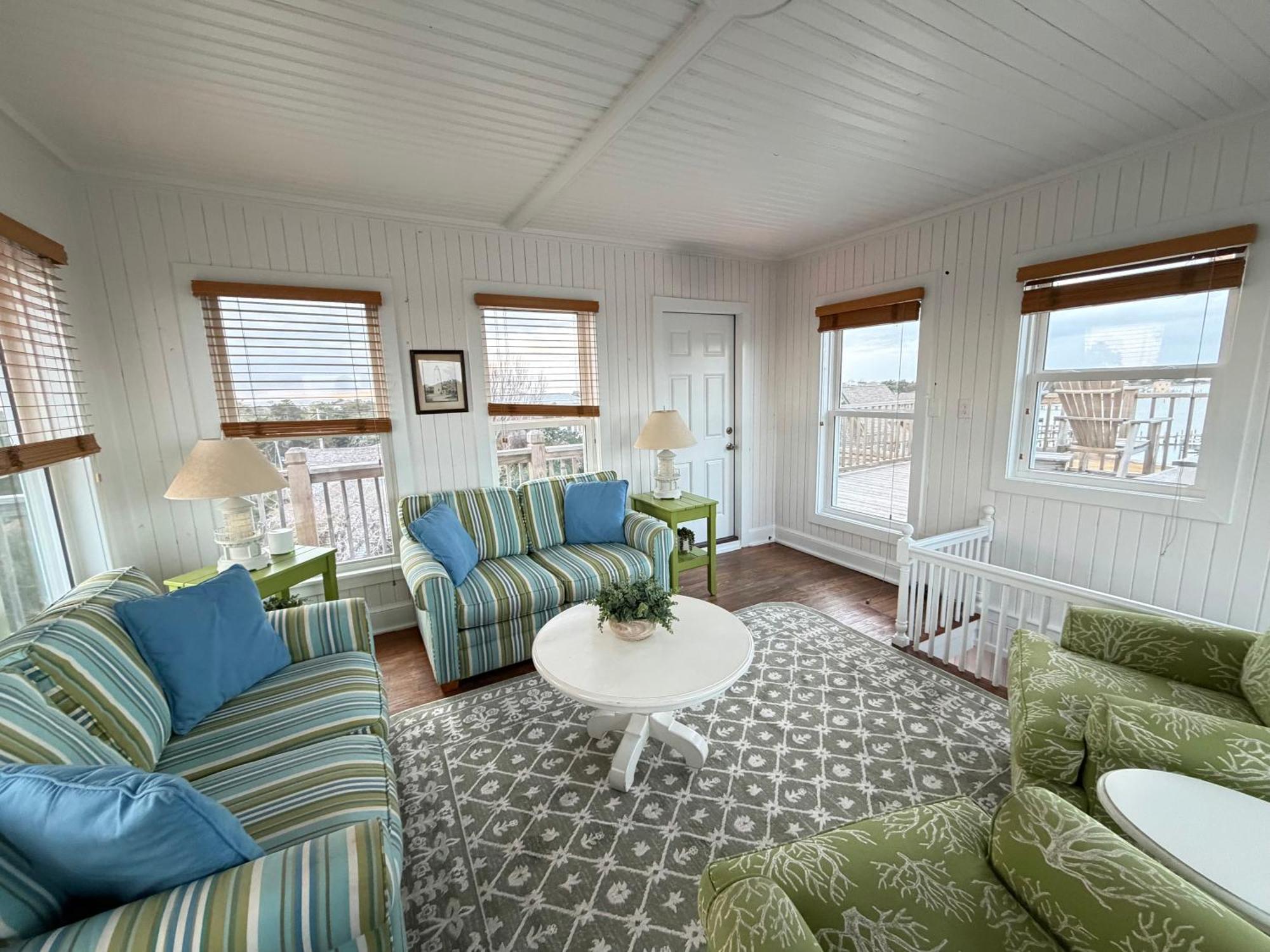 Deluxe Suite with Sea View