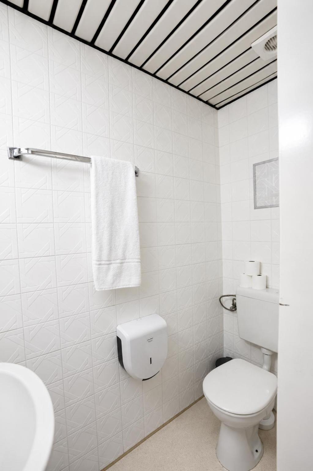 Familiekamer met Gedeelde Badkamer