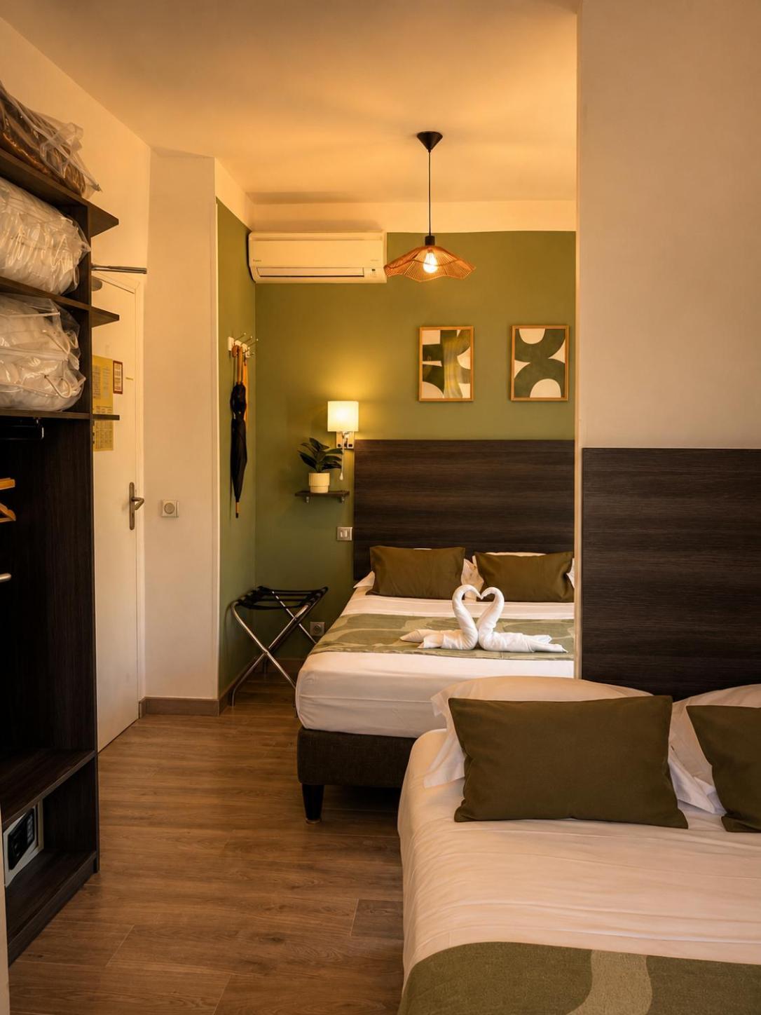 Petite Chambre Familiale avec Climatisation