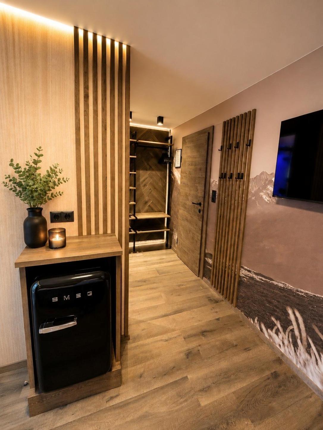 Zweibettzimmer mit Balkon