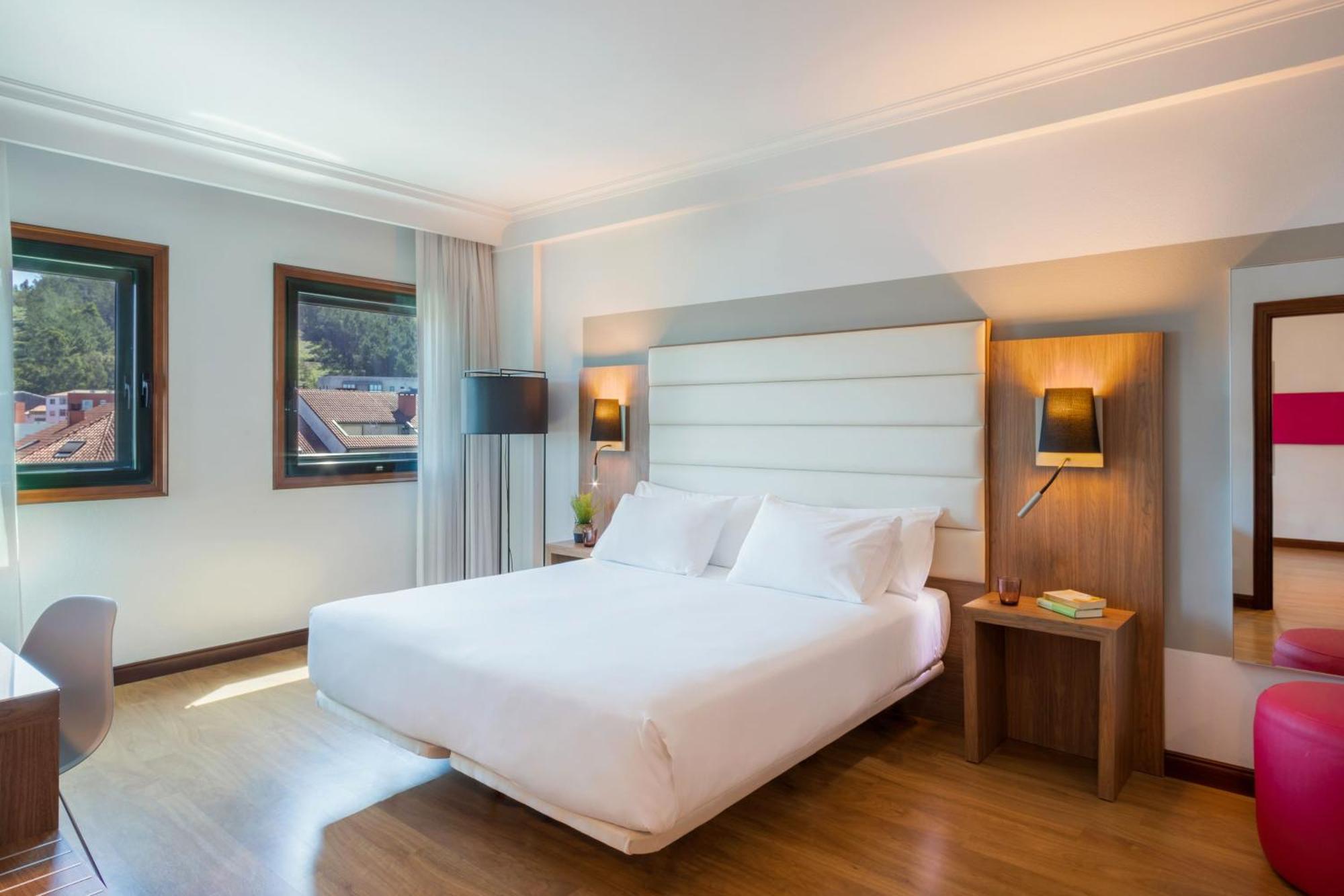 Suite Junior (2 adultos + 2 niños)