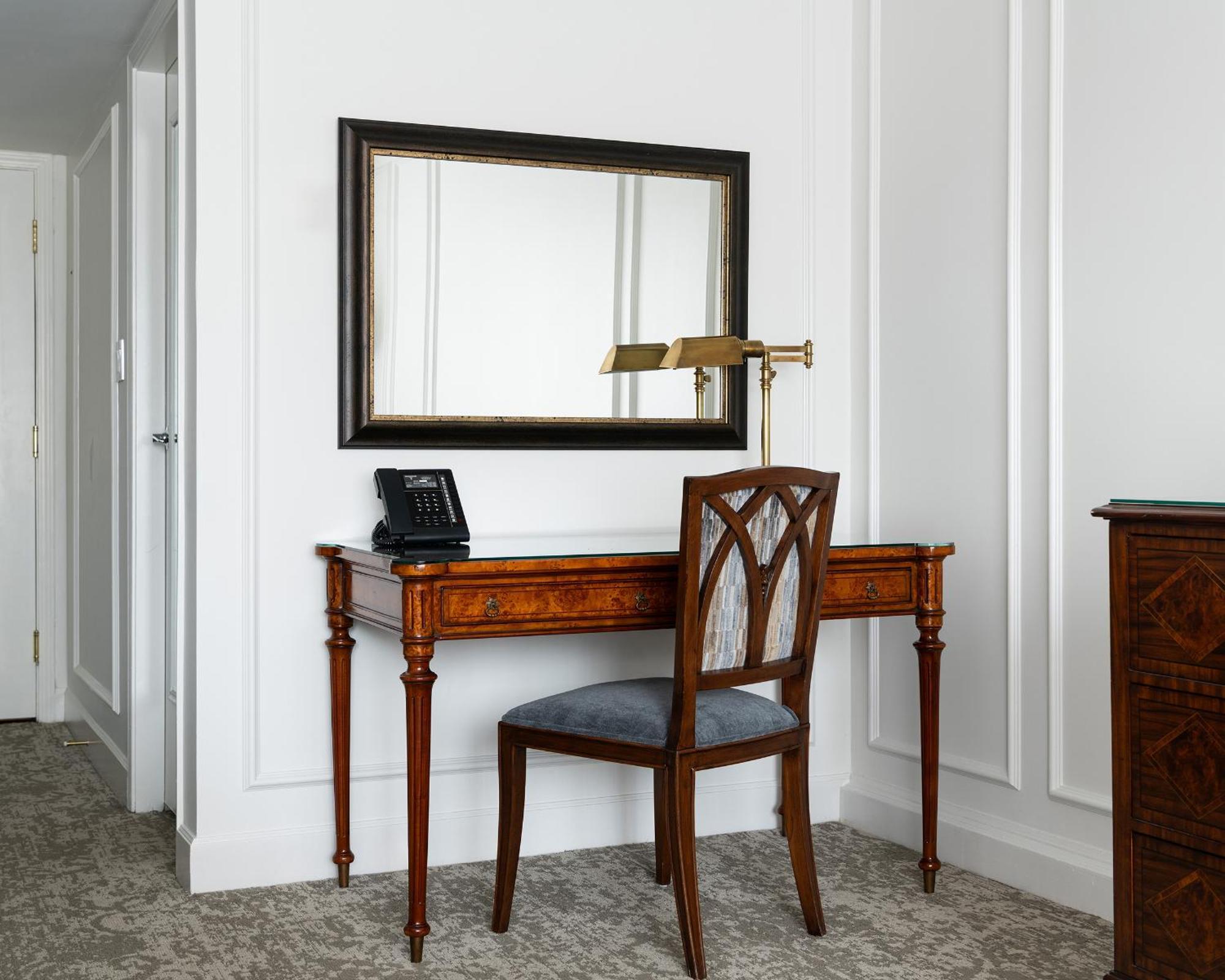 Executive Kamer met Queensize Bed
