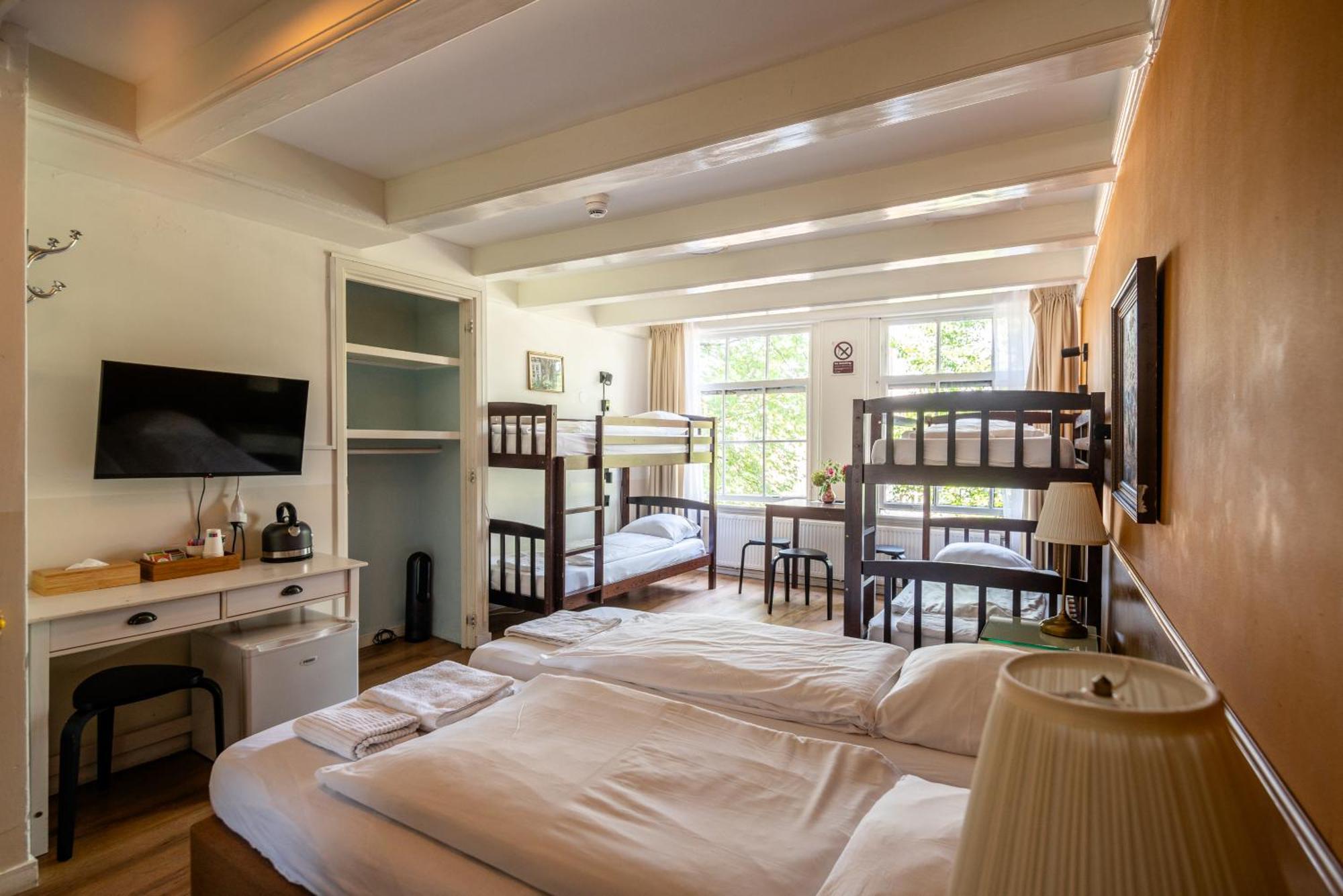 Chambre Familiale - Vue sur Lac