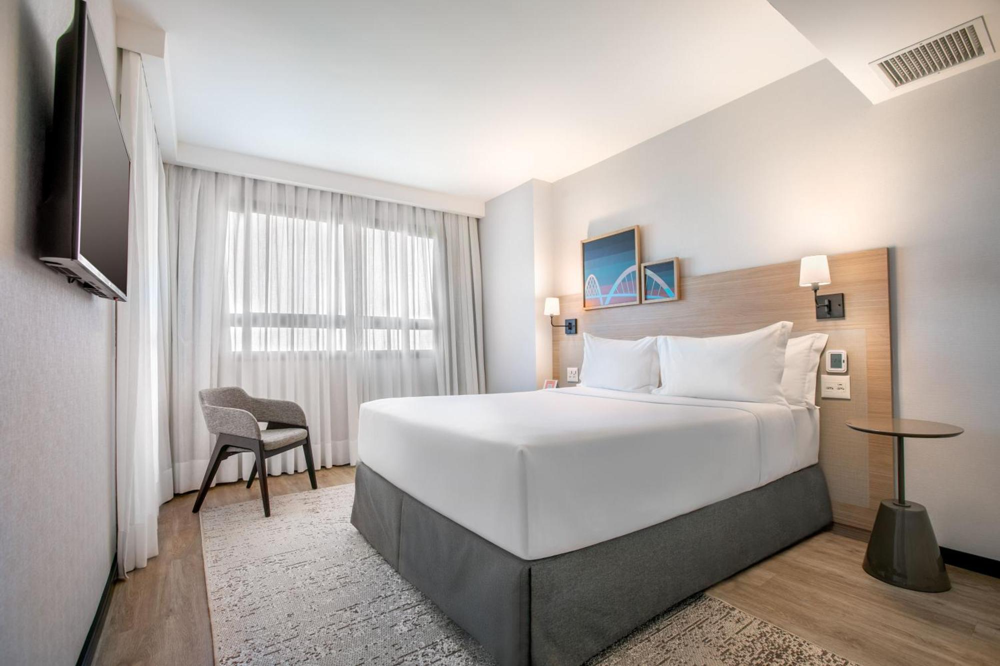 Premium Junior Suite King,1774648699:JPEG