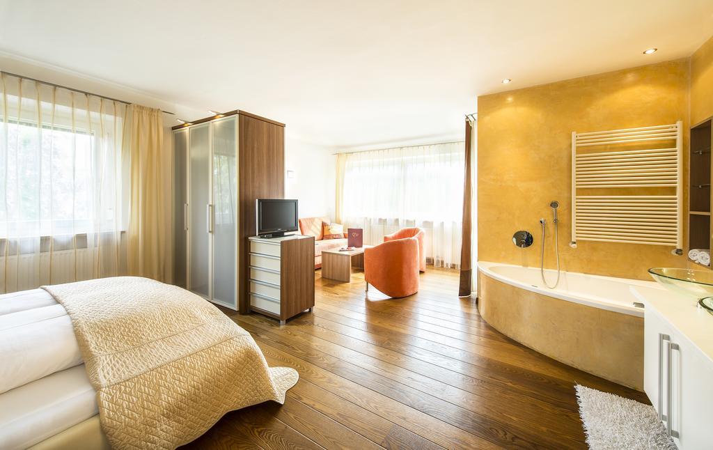 Suite con Balcone (2 Adulti)