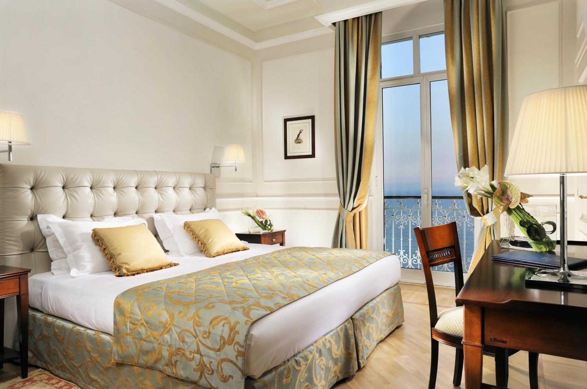 Chambre Double ou Lits Jumeaux Supérieure avec Balcon - Vue sur Mer