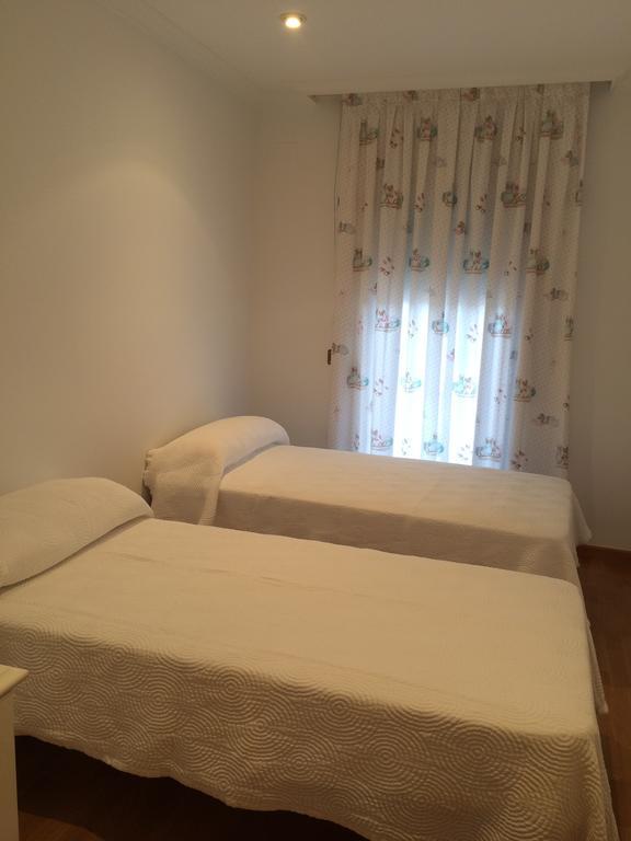 Three-Bedroom Apartment,186650292:JPEG