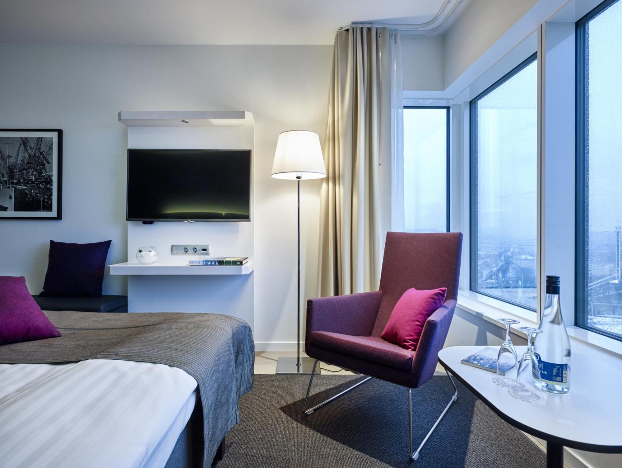 Zweibettzimmer mit Blick auf den Himmel – Gothia Towers