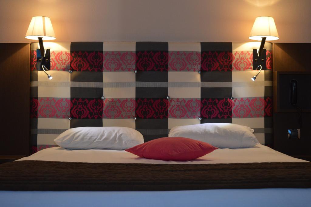 Chambre Double Confort - Vue sur Ville