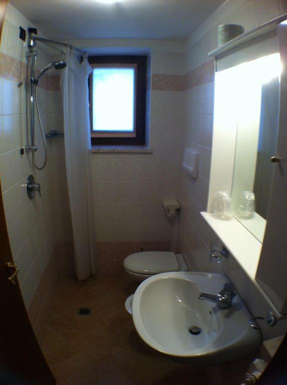 Camera Doppia con Letti Singoli