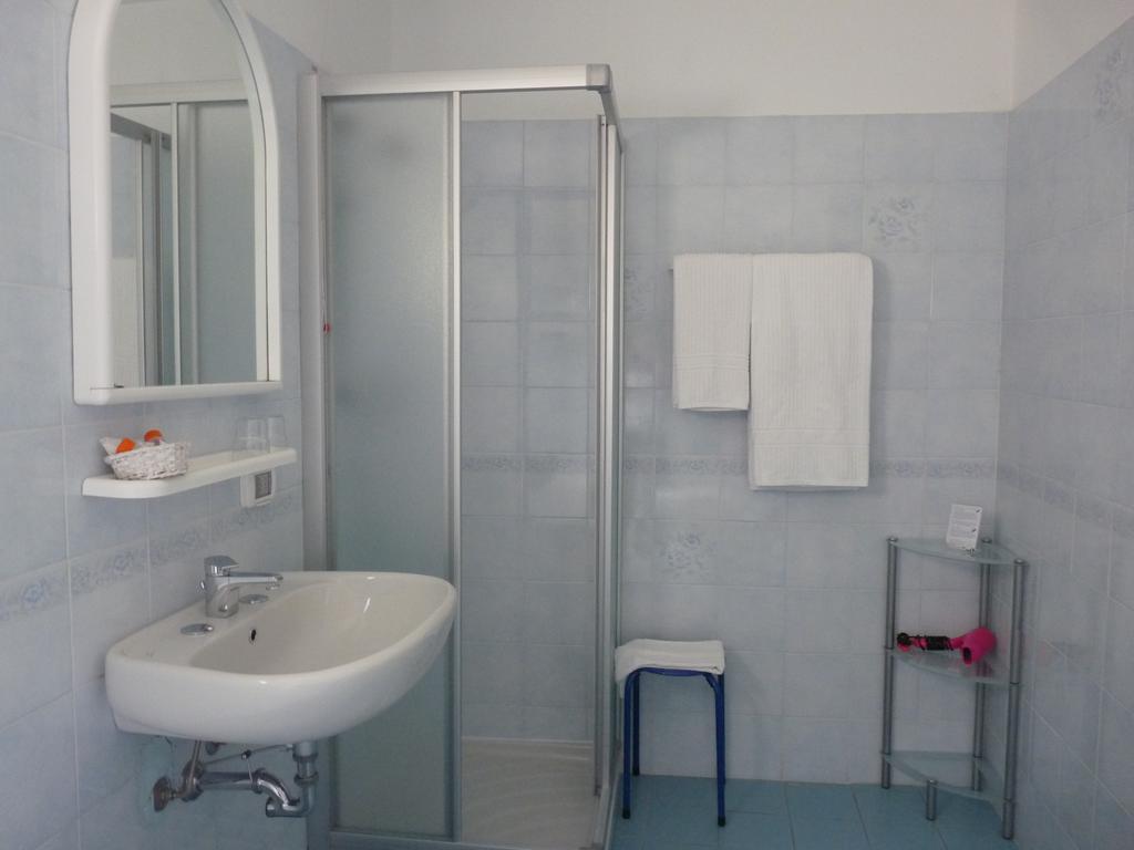 Dreibettzimmer