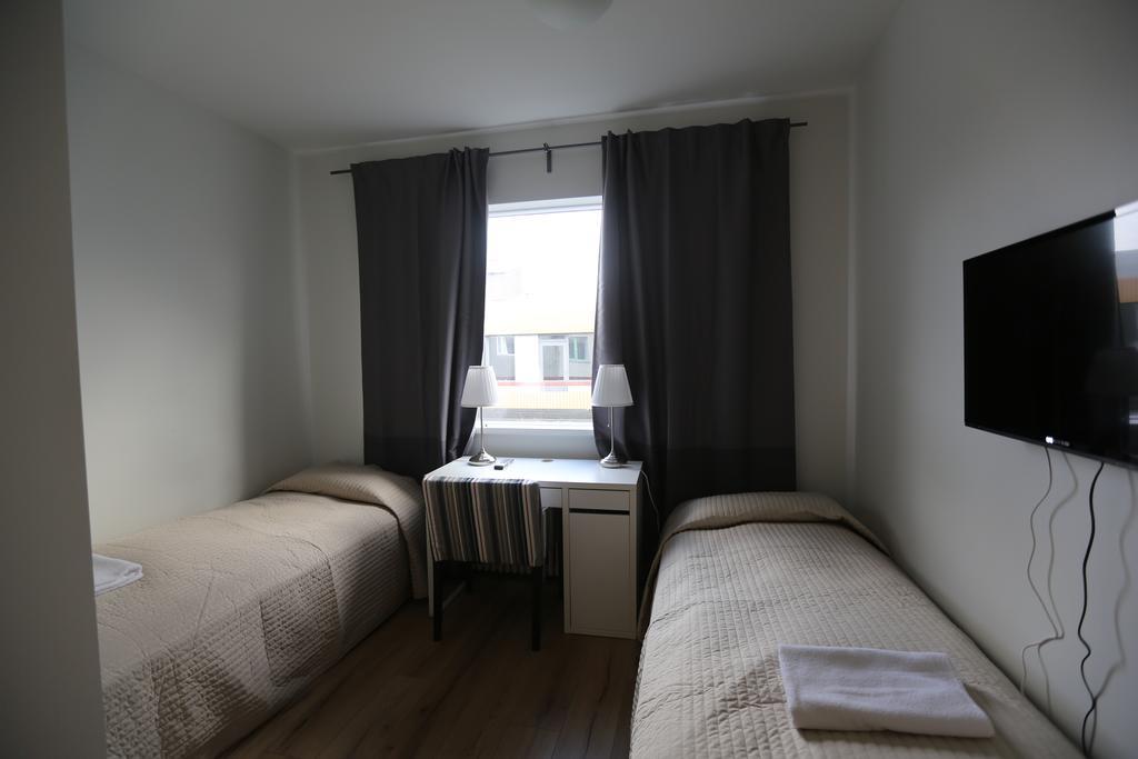 Zweibettzimmer mit eigenem Bad