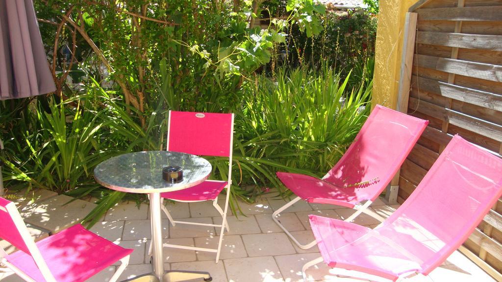 Tweepersoonskamer met Terras