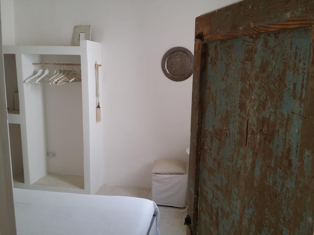 Doppelzimmer mit Fenster