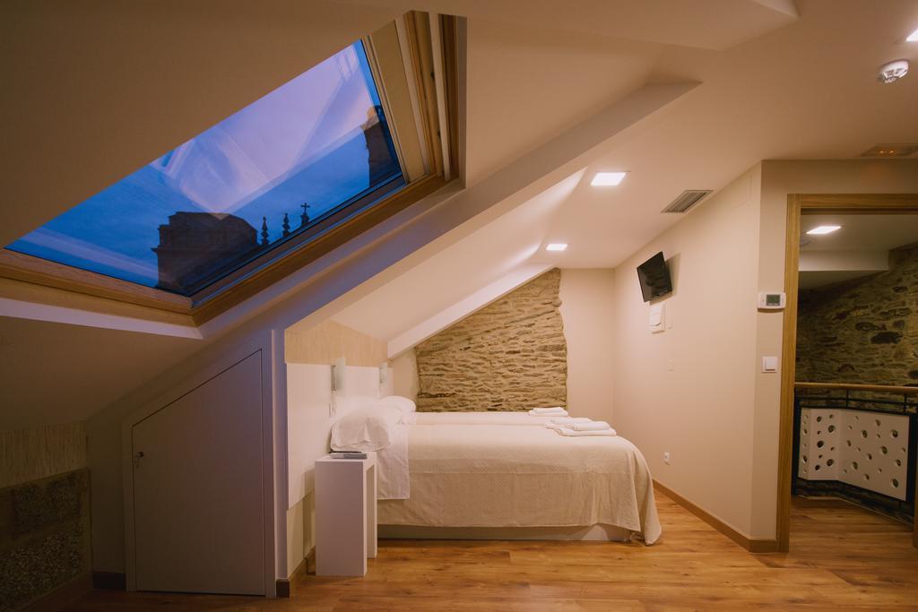 Quarto com 2 Camas de Solteiro