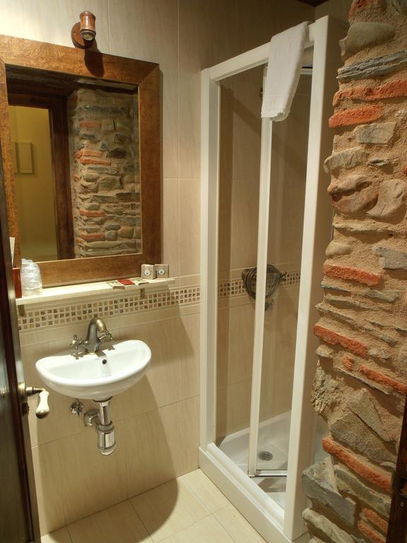 Habitación Doble con baño privado - 2 camas