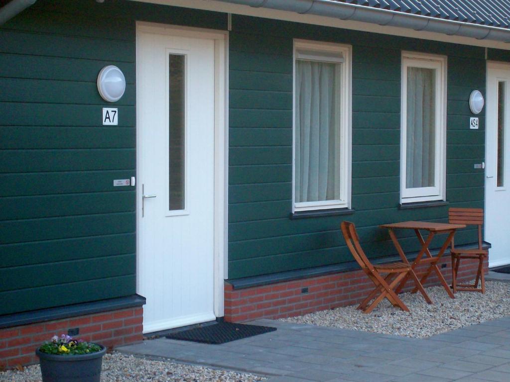 Tweepersoonskamer met 2 Aparte Bedden en Bad