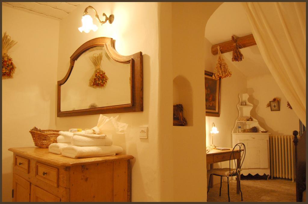 Chambre Double ou Lits Jumeaux - Vue sur Montagnes