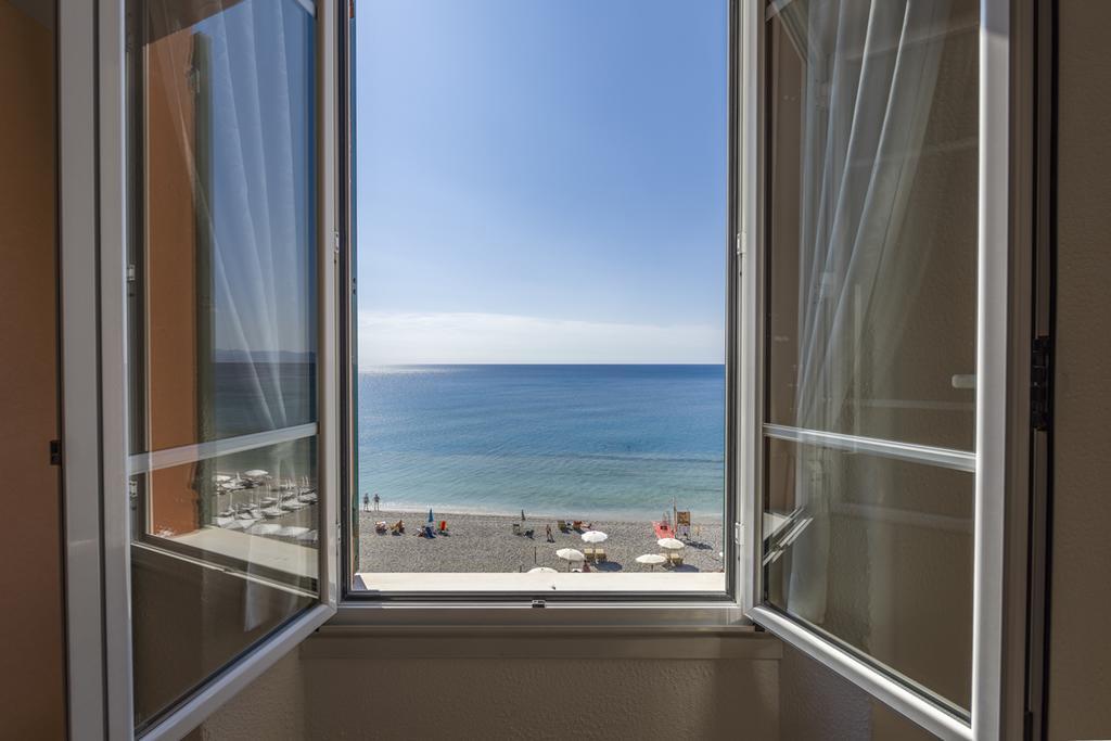 Camera Matrimoniale con Vista Mare - Pacchetto Spiaggia