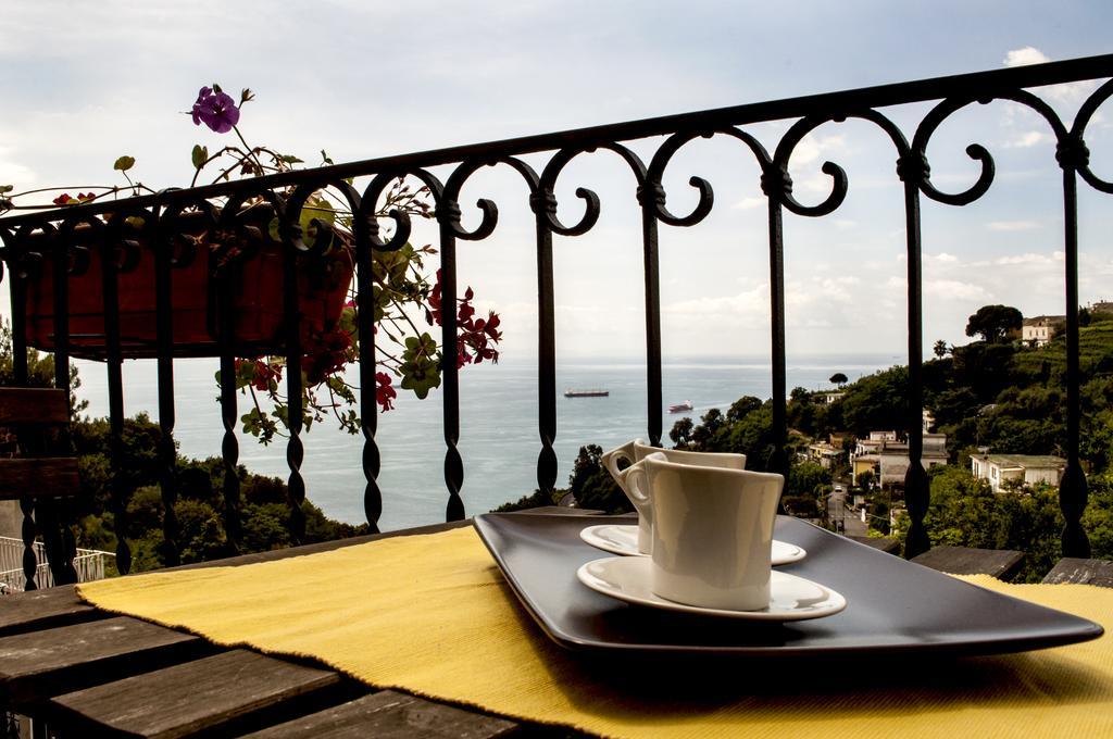 Monolocale con Balcone Vista Mare