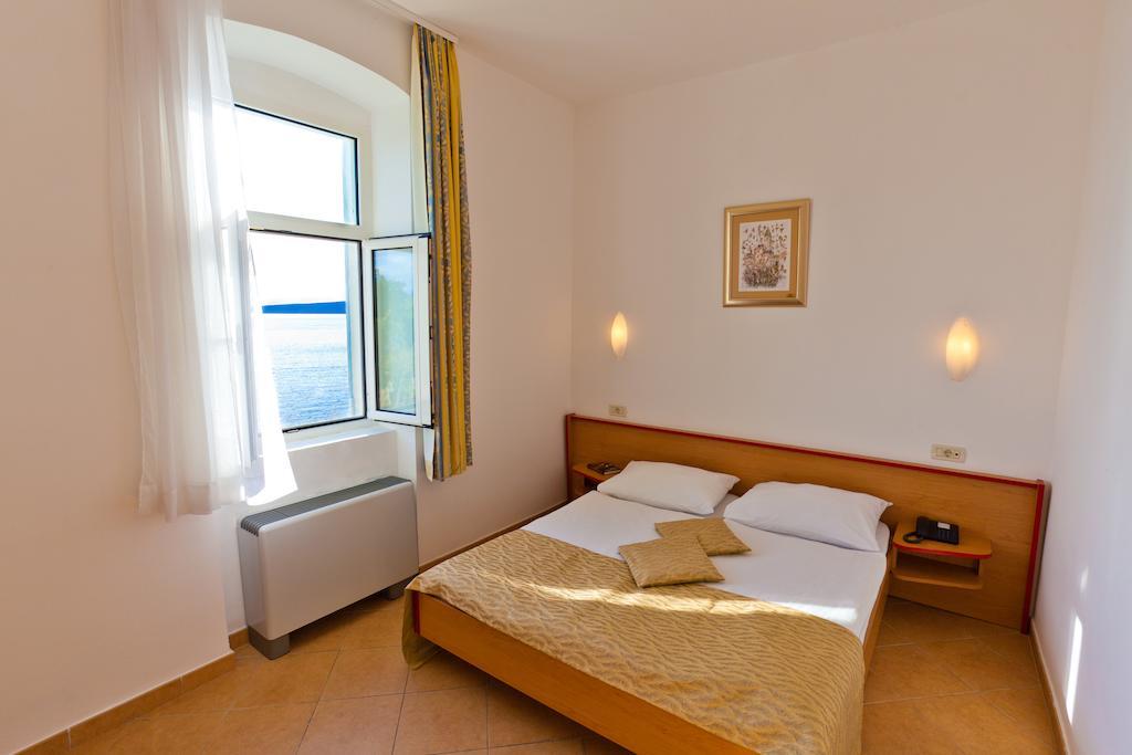 Doppelzimmer mit Meerblick