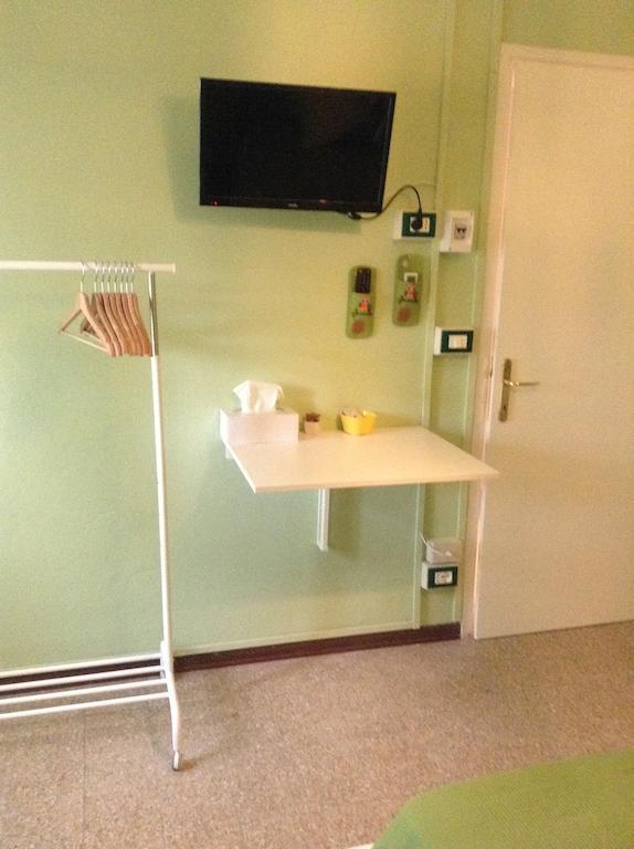 Due Camere Adiacenti con Bagno Privato Esterno