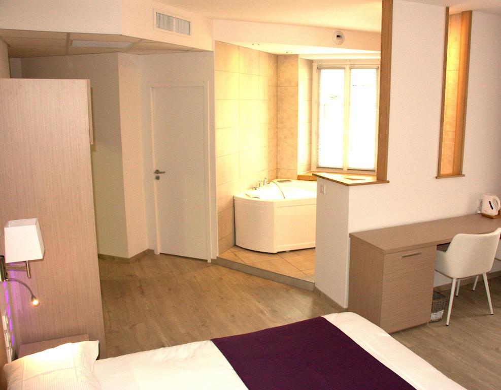 Chambre Double de Luxe avec Baignoire Spa