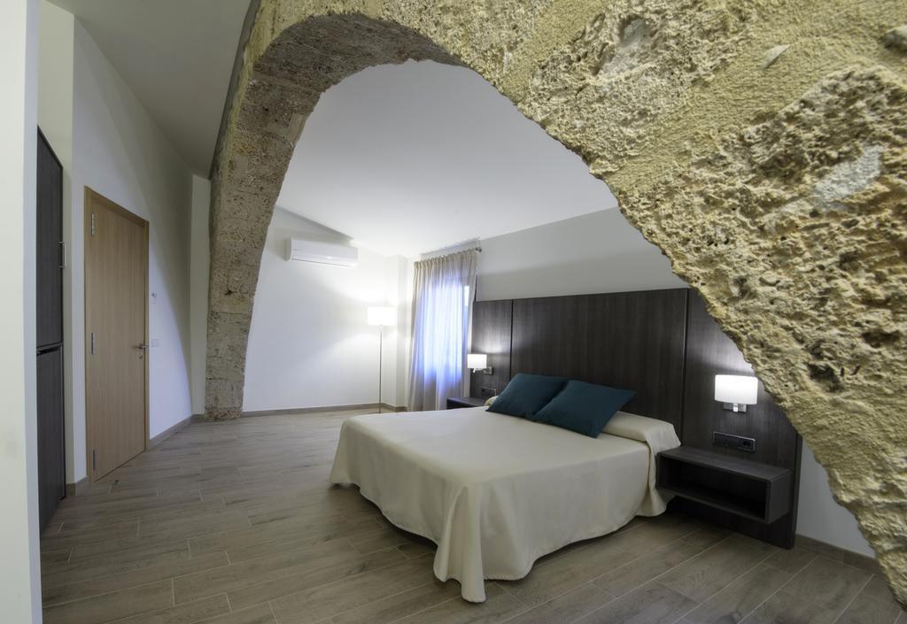 Habitación Triple en la masía con terraza