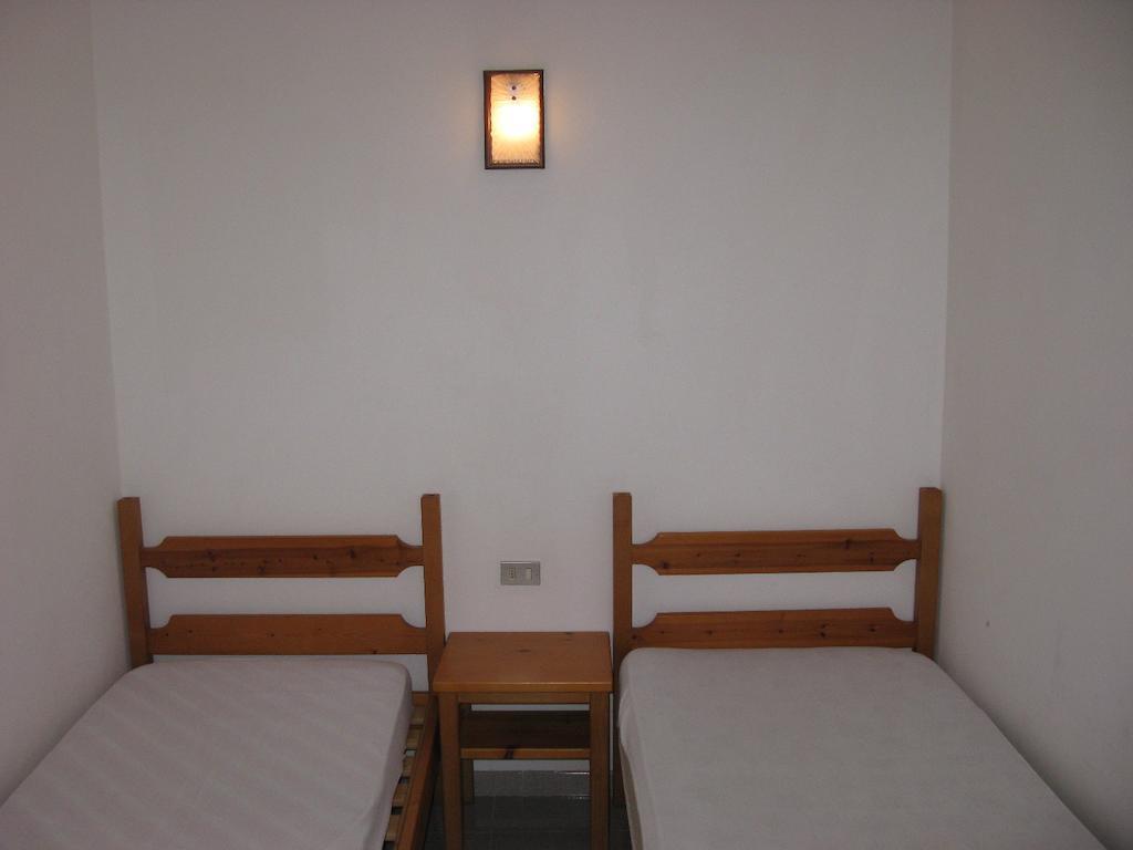 Appartamento con 2 Camere da Letto (4 Adulti) - Località Le Ginestre Alte