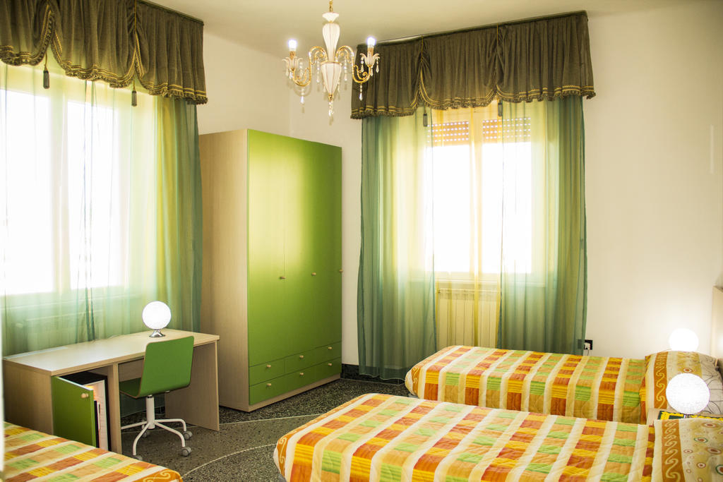 Triple Room,342652441:JPEG
