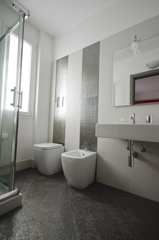 Deluxe Doppel-/Zweibettzimmer mit Balkon
