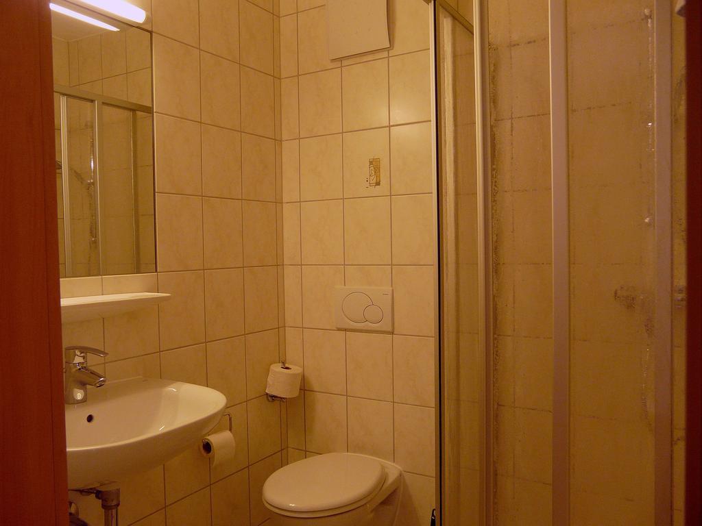 Double Room,1022067409:JPEG