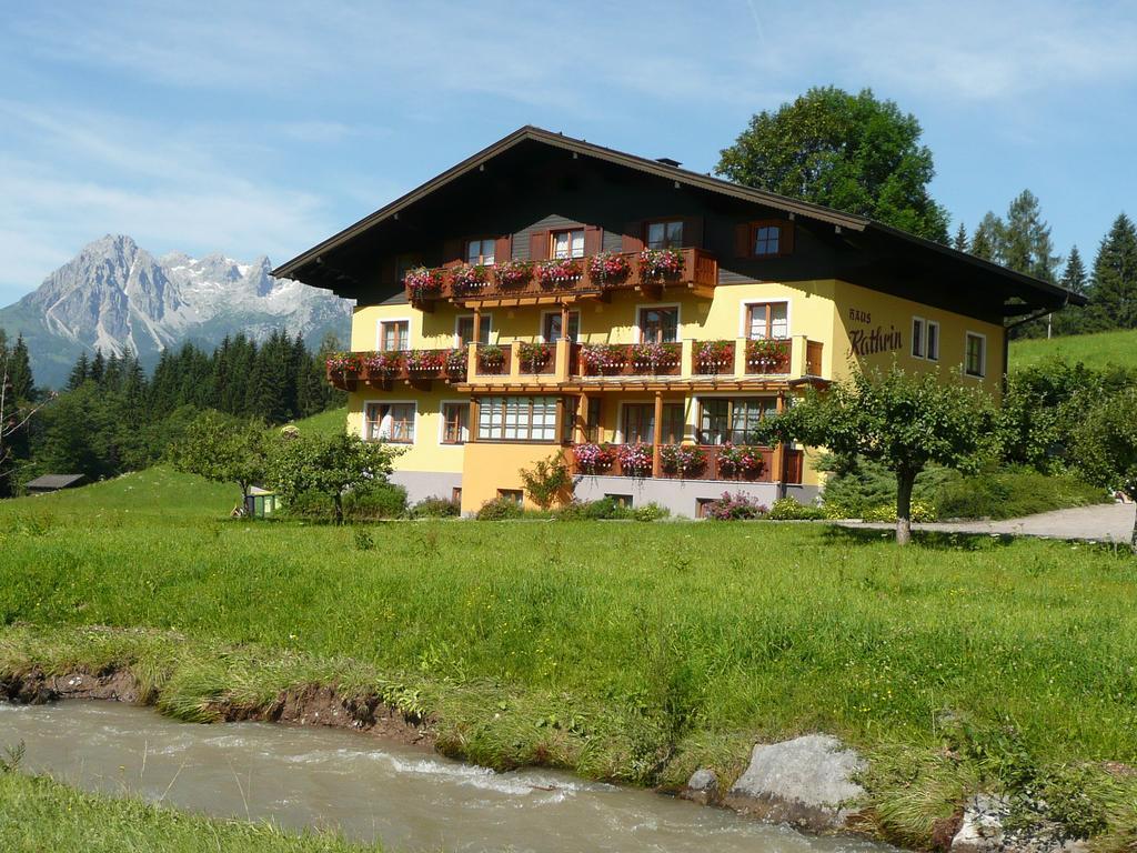 Doppelzimmer mit Balkon