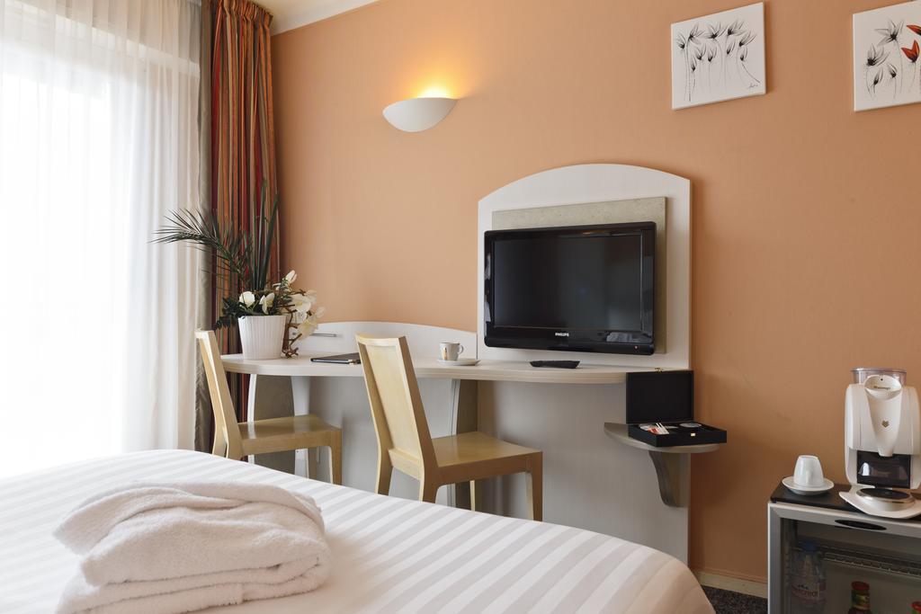 Chambre Lit Queen-Size Supérieure avec Balcon