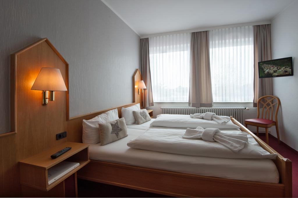 Doppelzimmer mit Hafenblick