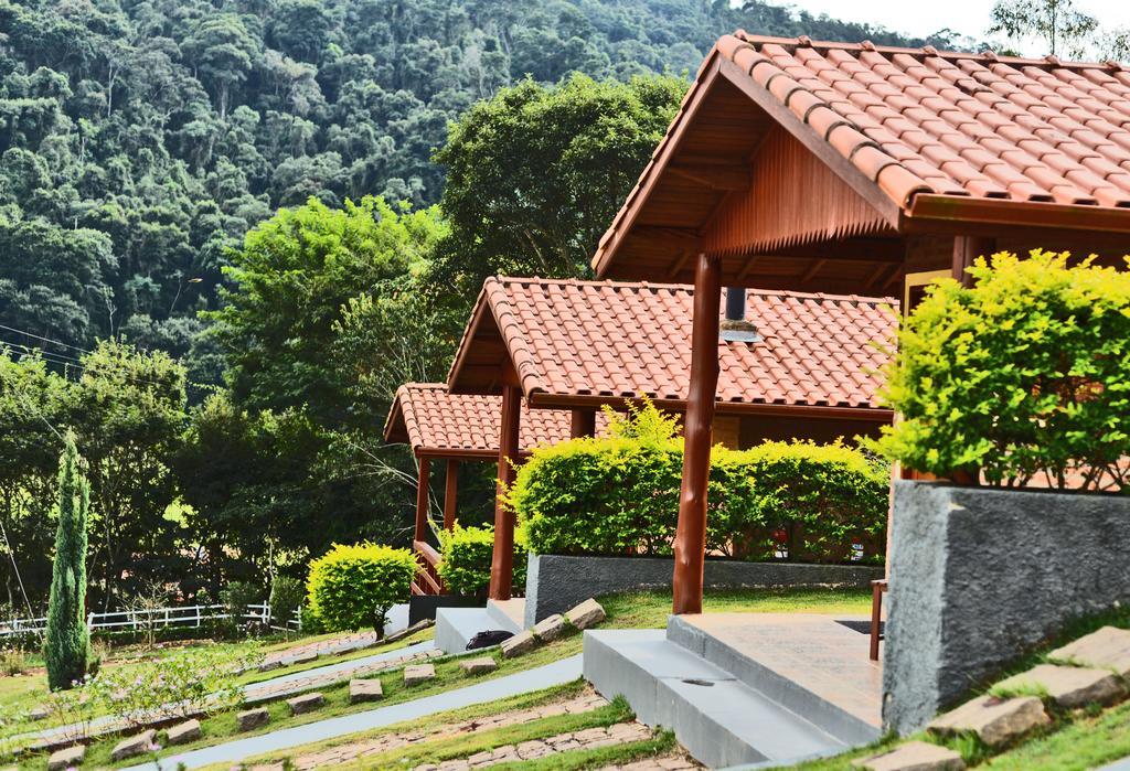 Chalé com Varanda Térrea (2 Adultos)